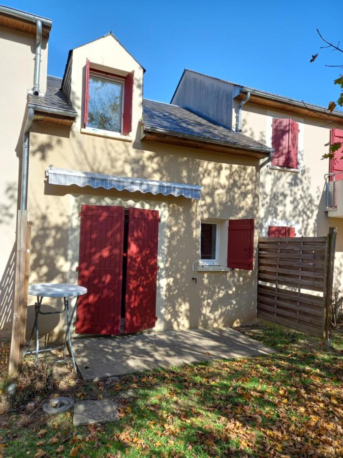 T3 Duplex La Maison Du Perroquet 2 Chambres 2 Piscines Dans Un Village De Vacances A Saint Geniez D'Olt Aux Portes De L'Aubrac 외부 사진